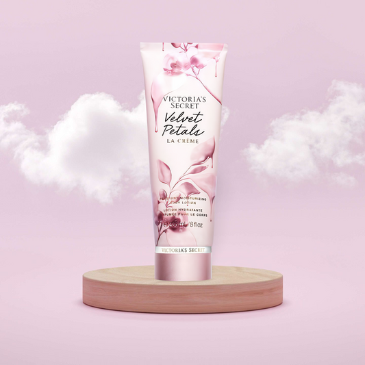 Victoria’s Secret Velvet Petals La Creme